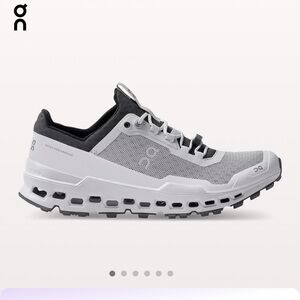 Women’s On Cloudultra size 8